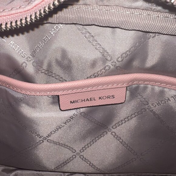 Michael Kors Jet Set Charm Nylon Large Crossbody Purse in Powder Blush Pink - Picture 7 of 10
